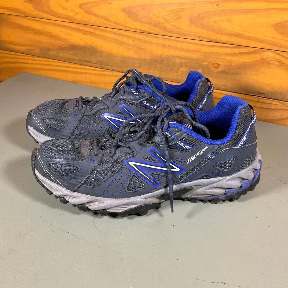 New Balance #573 V2 Running Hiking Shoes Womens Size 10 Black/Blue Athleisure